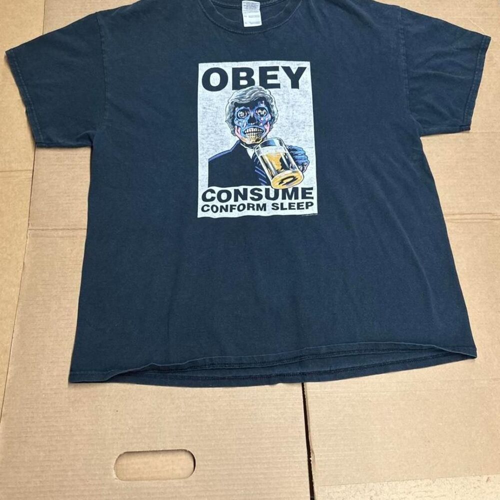 They Live Movie T-Shirt Obey Consume Conform Sleep Alien Graphic XL